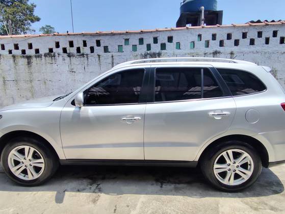 HYUNDAI SANTA FÉ 3.5 MPFI GLS V6 24V 285CV GASOLINA 4P AUTOMÁTICO HYUNDAI SANTA FÉ 3.5 MPFI GLS V6 24V 285CV GASOLINA 4P AUTOMÁTICO